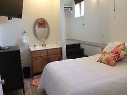 Pictured Rocks Bed And Breakfast