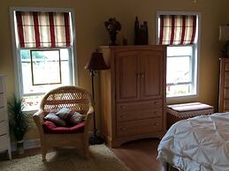 Pictured Rocks Bed And Breakfast