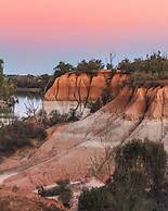 Red Cliffs Colonial Motor Lodge