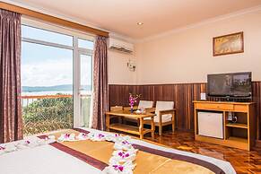 Ayarwaddy River View Hotel