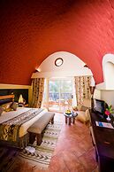 Carols Beau Rivage Hotel