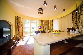 Carols Beau Rivage Hotel