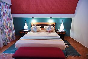 Carols Beau Rivage Hotel