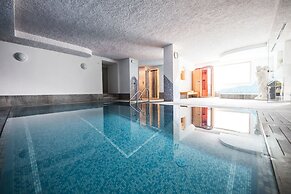 Hotel Burgaunerhof