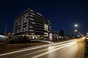 RYS Hotel & Restaurant