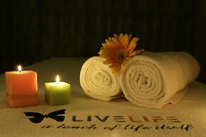 RYS Hotel & Restaurant