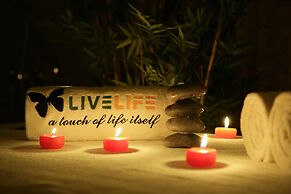 RYS Hotel & Restaurant