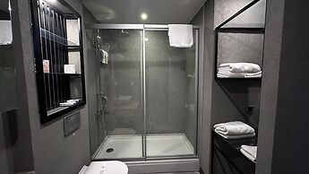 RYS Hotel & Restaurant