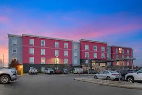 Best Western Plus Airport Inn & Suites