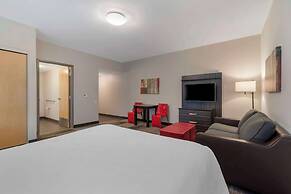 Best Western Plus Airport Inn & Suites