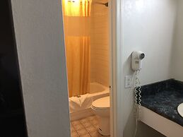 Red Carpet Inn & Suites