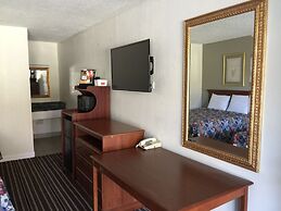 Red Carpet Inn & Suites