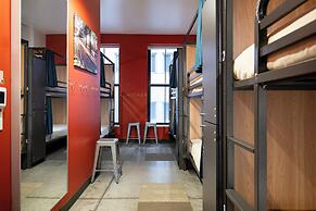 HI Boston - Hostel