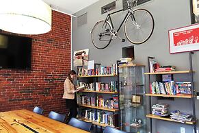 HI Boston - Hostel