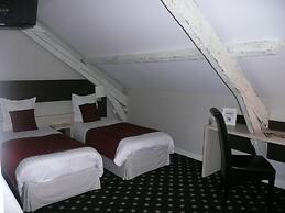 Logis Hôtel La Ferme du Blanchot