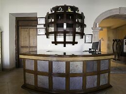 Casa Del Virrey Hotel and Suites