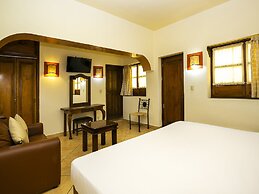 Casa Del Virrey Hotel and Suites