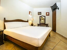 Casa Del Virrey Hotel and Suites
