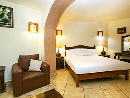 Casa Del Virrey Hotel and Suites