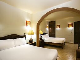 Casa Del Virrey Hotel and Suites