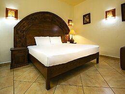 Casa Del Virrey Hotel and Suites