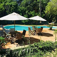 Pousada Araçás Village