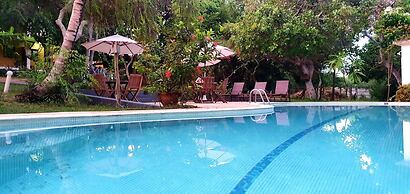 Pousada Araçás Village