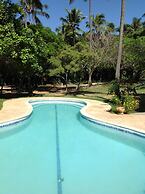 Pousada Araçás Village