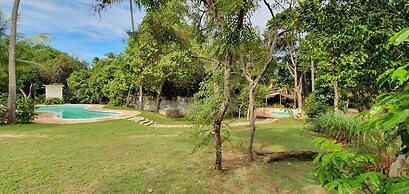 Pousada Araçás Village