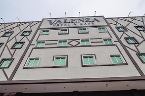 Valenza Hotel & Cafe