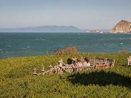 HI Point Montara Lighthouse Hostel
