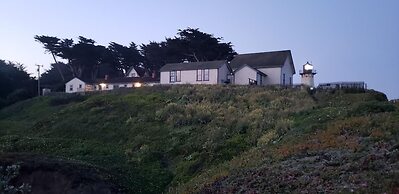HI Point Montara Lighthouse Hostel