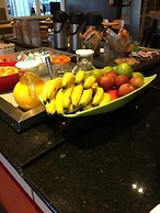 Oft Plaza Oeste Hotel