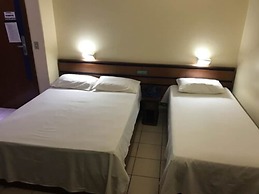 Oft Plaza Oeste Hotel