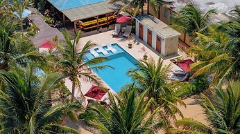 Coconut Row Boutique Hotel
