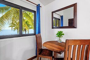 Coconut Row Boutique Hotel