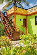 Coconut Row Boutique Hotel