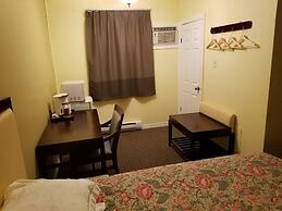7 West Motel