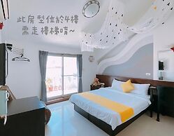 Warner Leisure Hotel