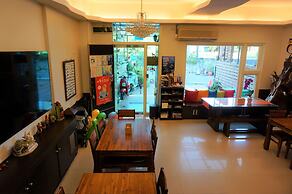 Warner Leisure Hotel