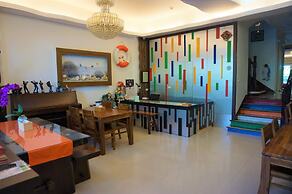 Warner Leisure Hotel