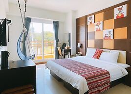 Warner Leisure Hotel