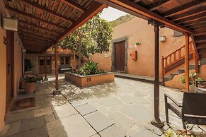 Hotel Rural El Mondalón