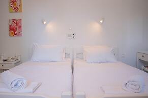 Dimitra & Evdokia Hotel