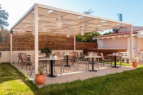 Dimitra & Evdokia Hotel