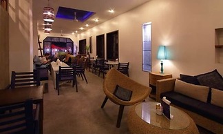 Indigo House Hotel