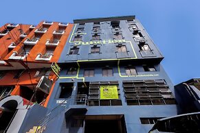 Spot On Junction Hostel