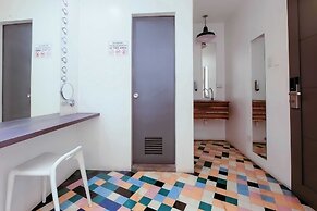 Spot On Junction Hostel