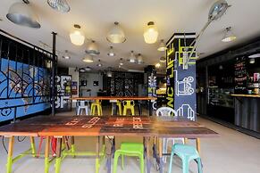 Spot On Junction Hostel