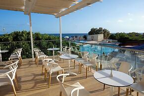 Mare Blue Hotel
